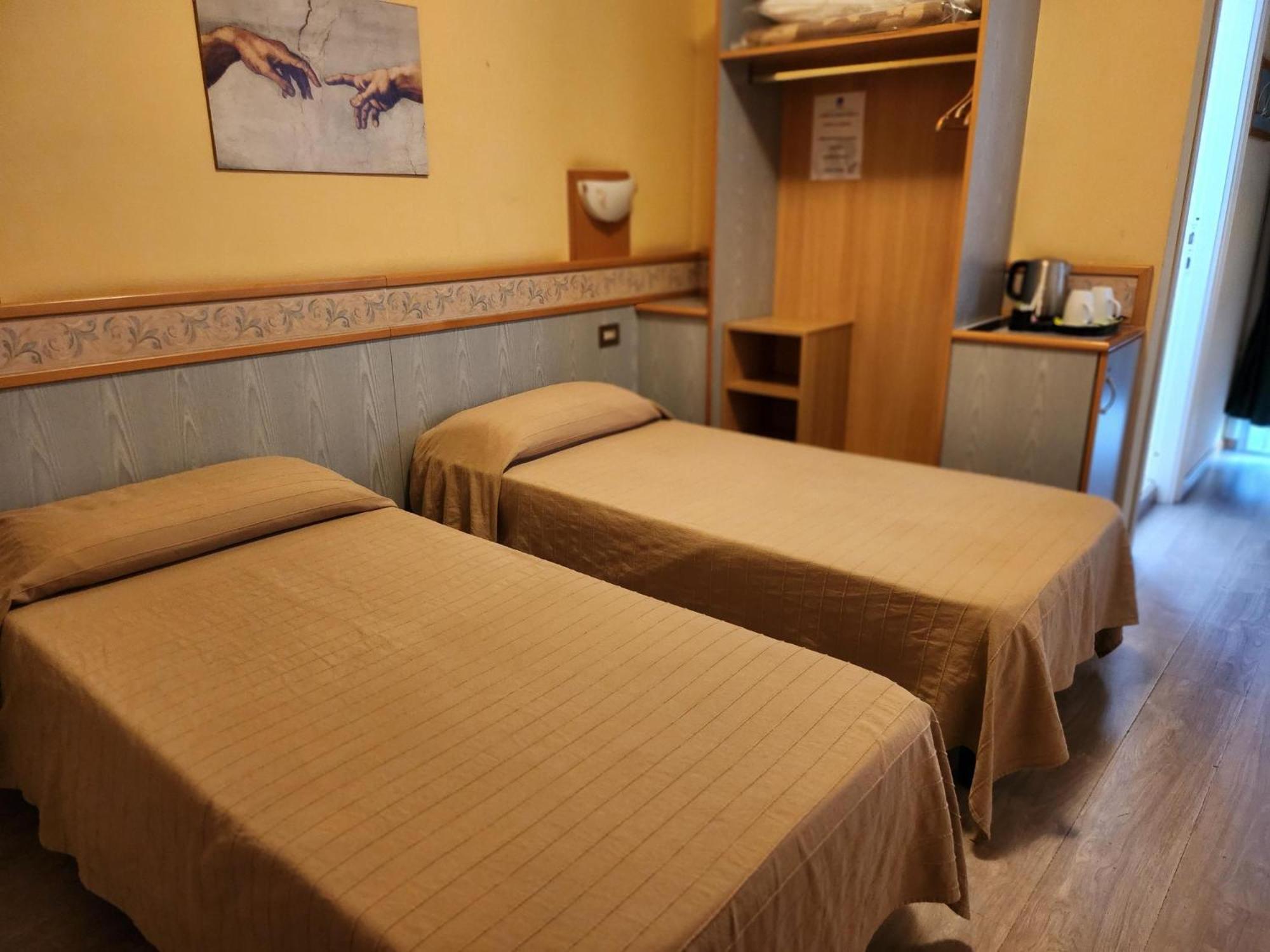 Route 9 Hotel 3*