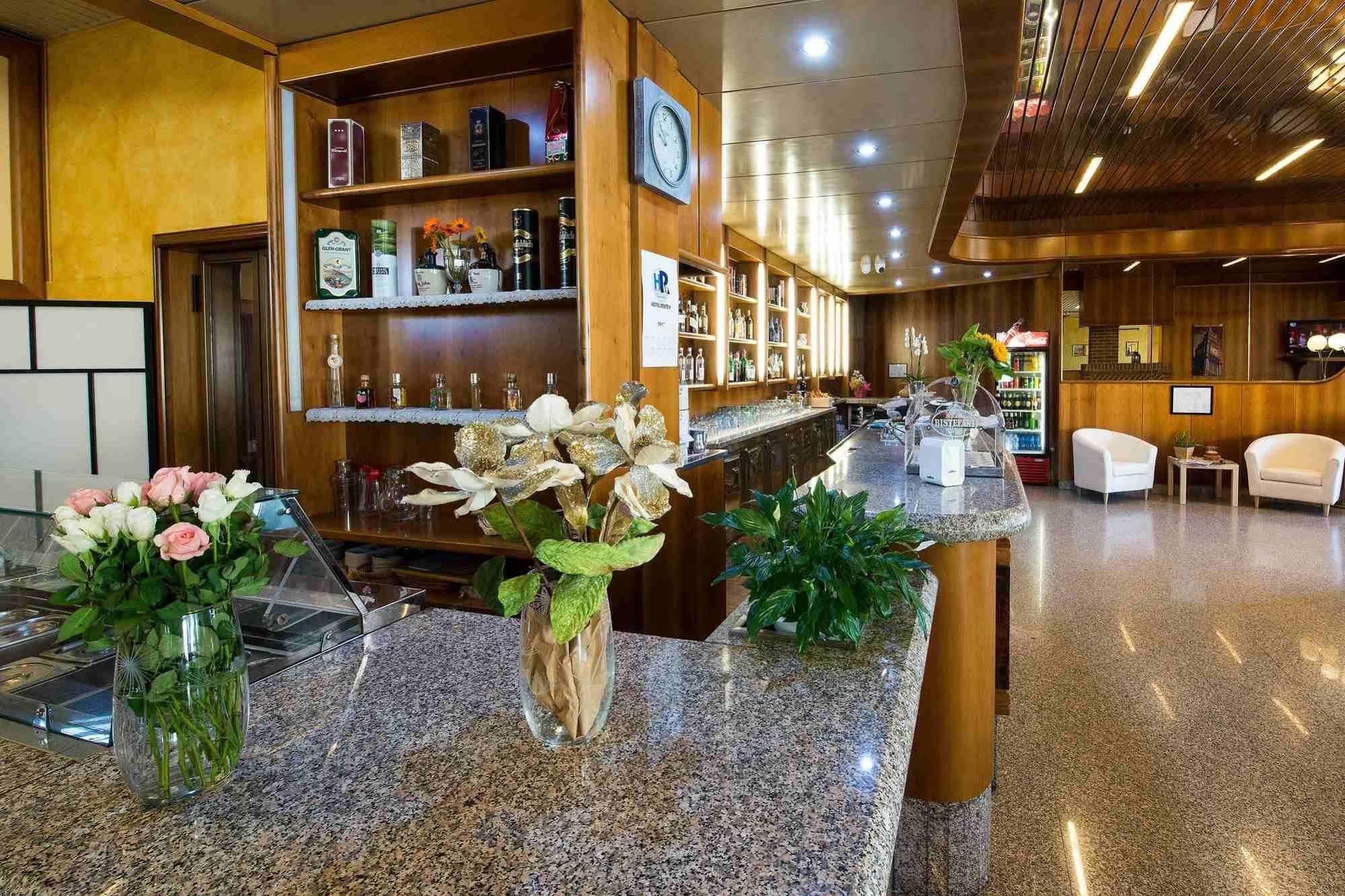 Route 9 Hotel 3*