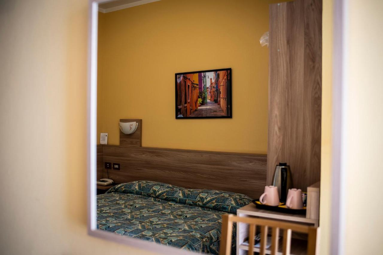 Route 9 Hotel 3*
